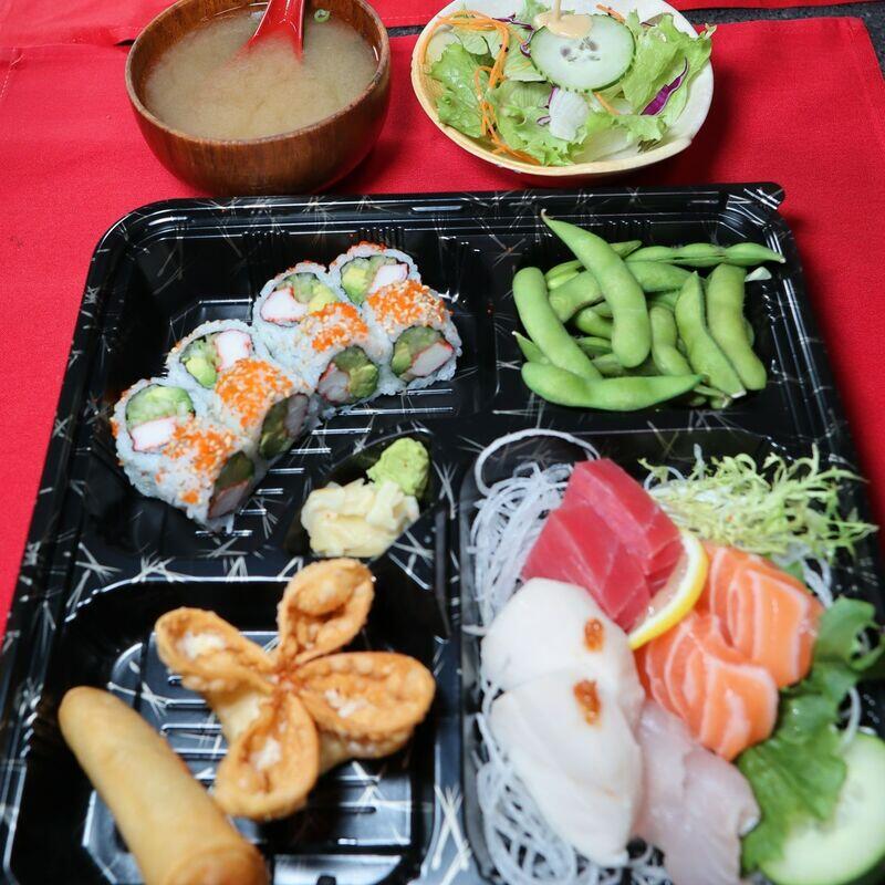 D-Sashimi  Bento Box